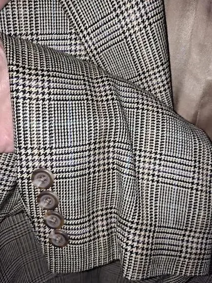 Chaps 100%‎ Silk Tan and Black Plaid Blazer Size 46R